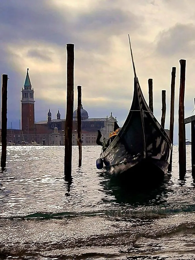 Cà del Traghetto Apartamento Veneza