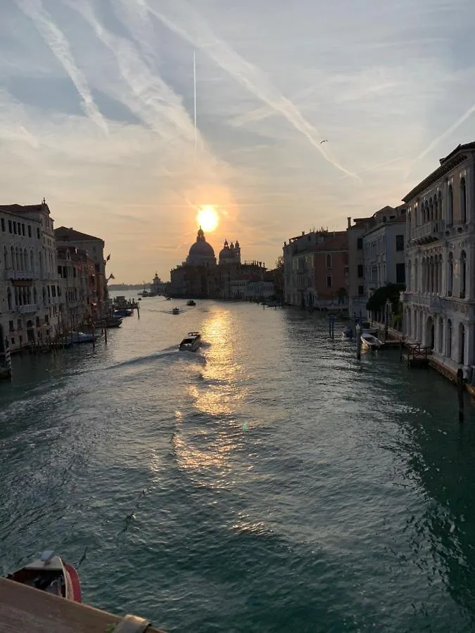 Cà del Traghetto Apartamento Veneza
